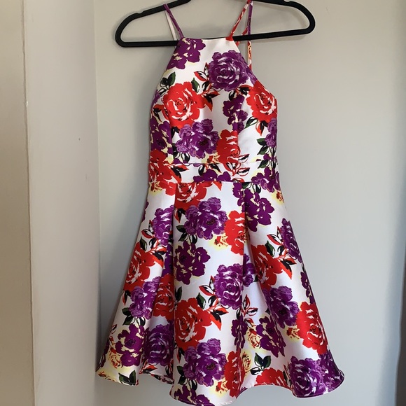B. Darlin Spaghetti strap Floral Dress - Picture 7 of 10